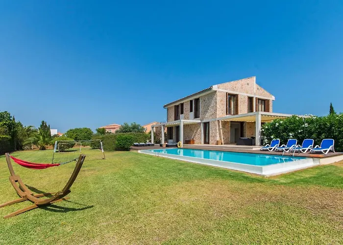 Villa Barcares Gran For 10, Pool, Gym And Close To Beach